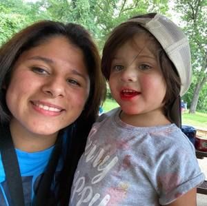 Meet your Posher, Desiree